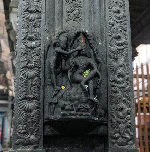 Ekambareshware-Parvati-Closing-Shiva-Eyes