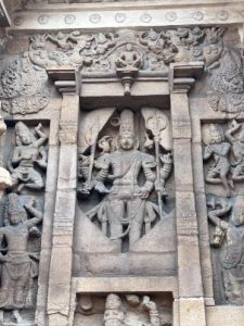 Lingodbhav-Shiv-at-Kailasnathar