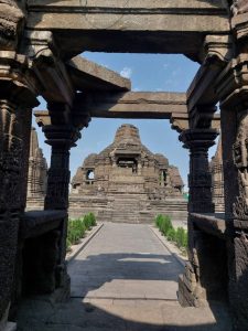 मंदिर प्राकाराचे पूर्व प्रवेशद्वार