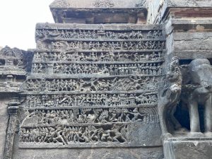 रामायण शिल्पपट - कैलास लेणे क्रमांक १६