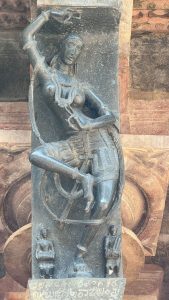 नर्तकी