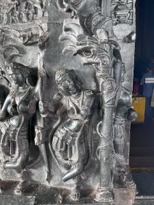 संगीतिक खांब