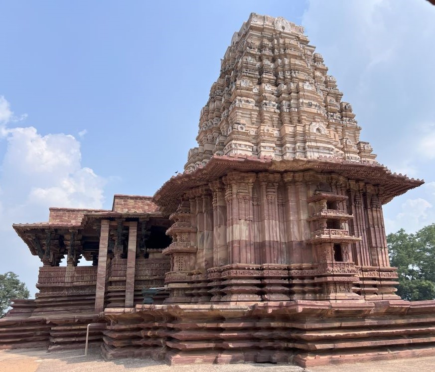 मंदिराचे शिखर अथवा विमान