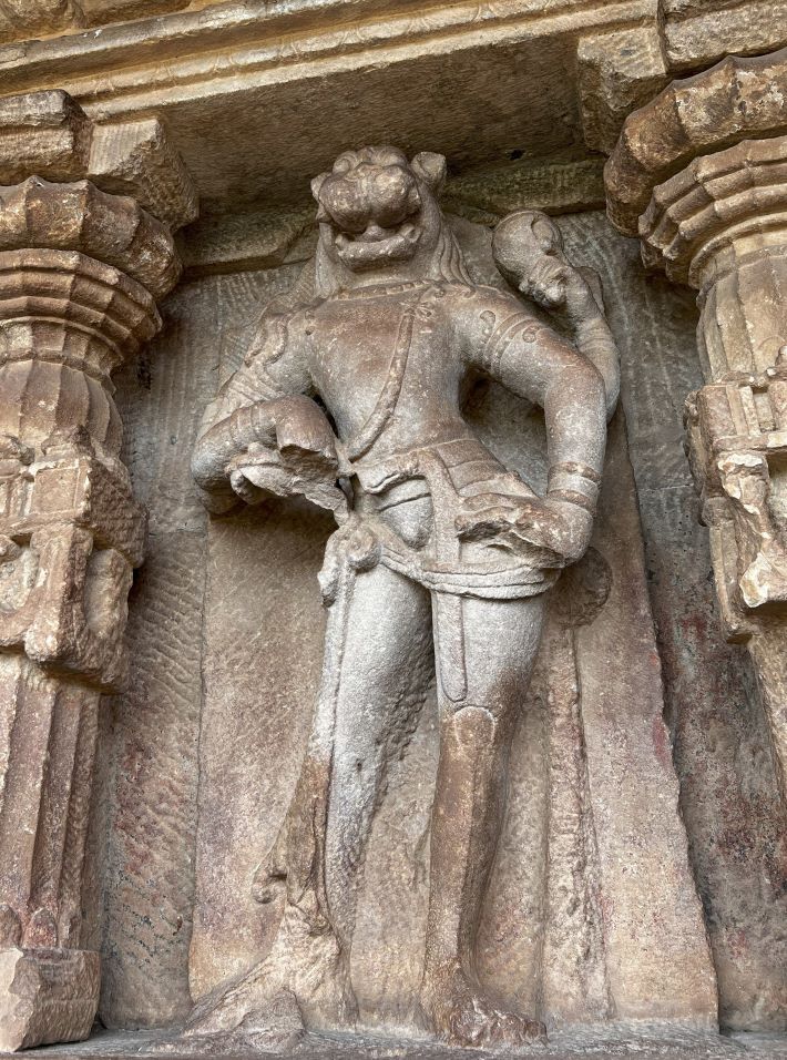 Sthanak Narasimha-नरसिंह अवताराचे मूर्तिशास्त्र-Iconography of Narasimha
