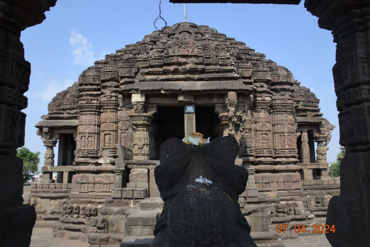 12-Temple-View-from-Nandimandap
