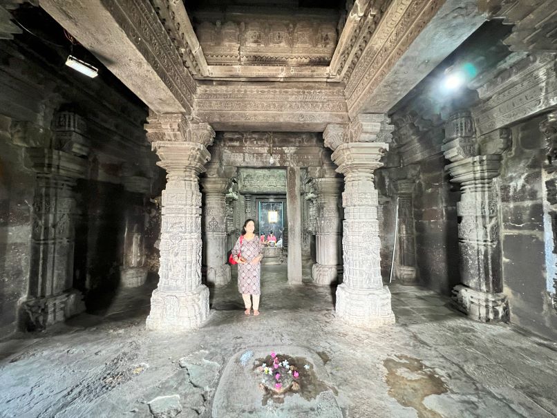 17-Temple-Interior