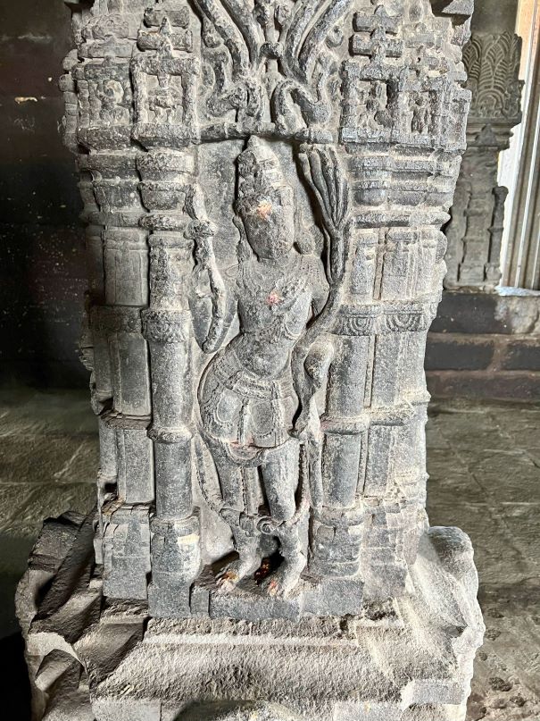 Inside-Gondeshwar Madan